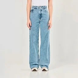 ir direto para jeans básicos