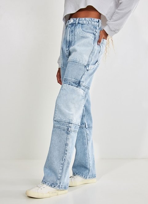 calça jeans reta over cargo