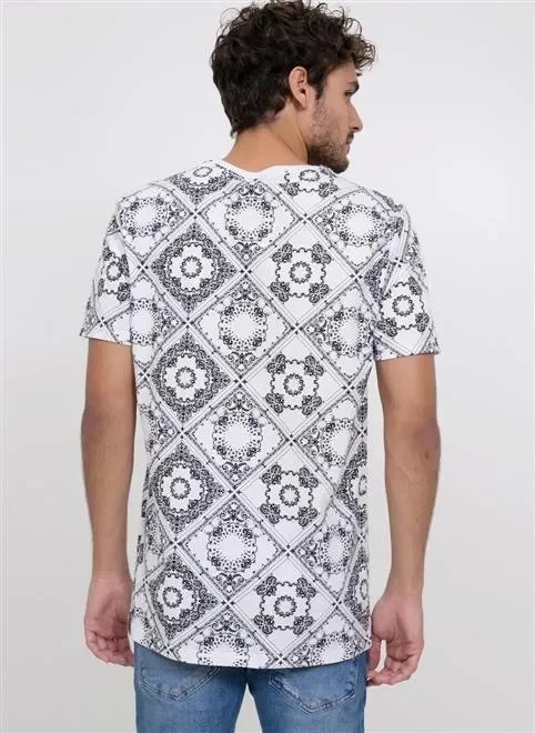 camiseta estampada lenço camiseta estampada lenço