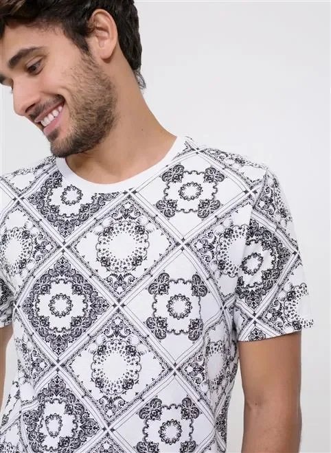 camiseta estampada lenço camiseta estampada lenço
