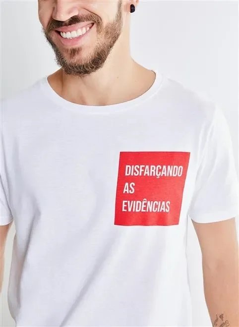 camiseta disfarçando as evidências camiseta disfarçando as evidências