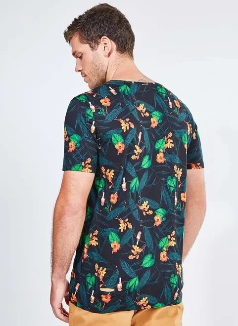 camiseta em algodão peruano estampa tropical camiseta em algodão peruano estampa tropical