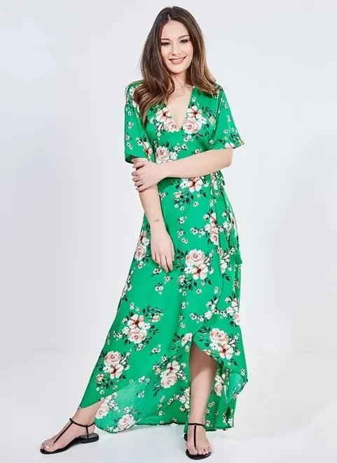 vestido transpassado com estampa floral vestido transpassado com estampa floral