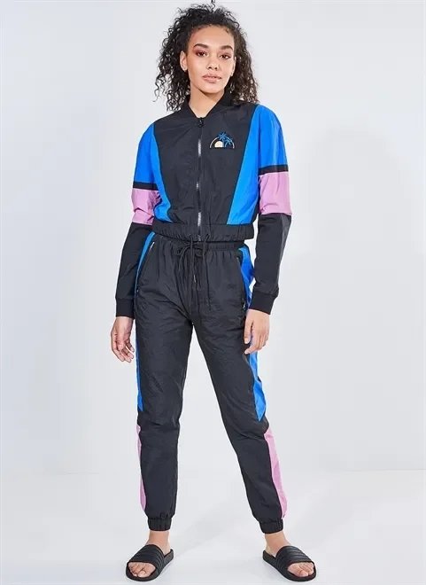 calça esportiva com recortes calça esportiva com recortes