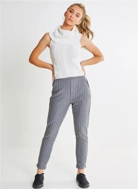 blusa gola alta com detalhe tranças blusa gola alta com detalhe tranças
