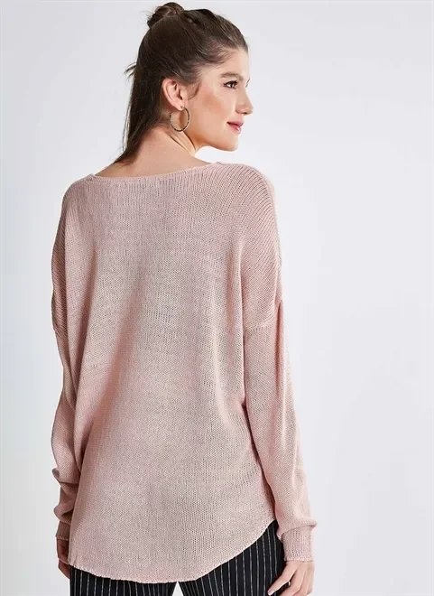blusa em tricô leve gola v blusa em tricô leve gola v
