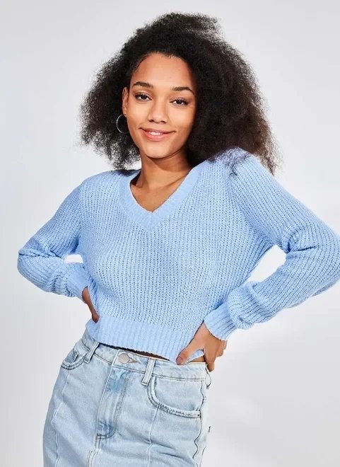 blusa cropped gola v em tricô blusa cropped gola v em tricô