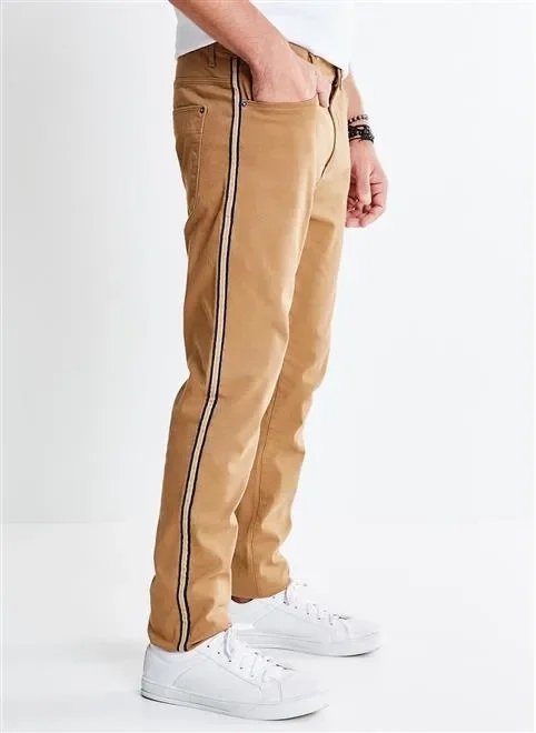 calça skinny em jeans com listra calça skinny em jeans com listra