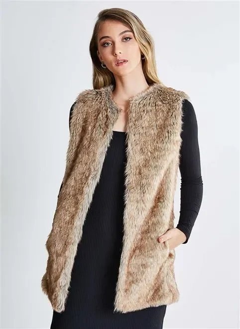 colete alongado em pelo sintético colete alongado em pelo sintético