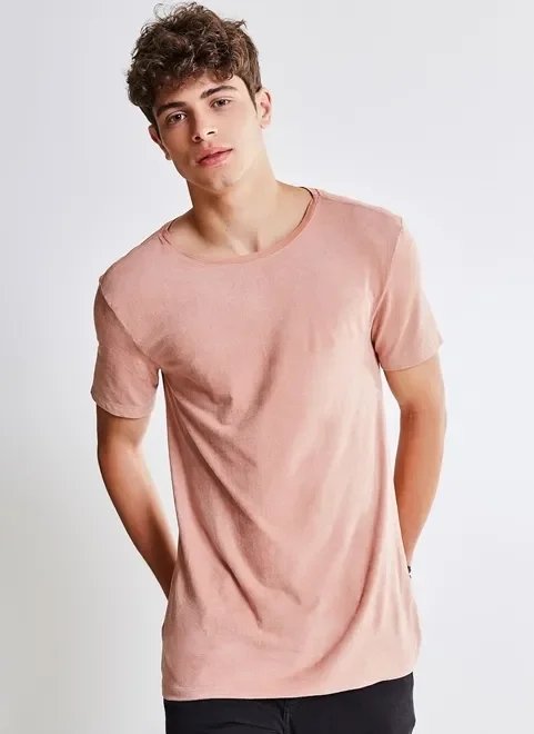 camiseta rosa em suede camiseta rosa em suede