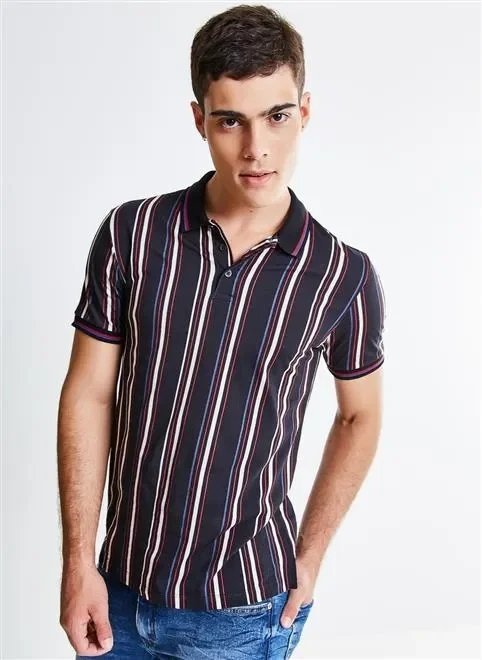 camiseta polo com listras verticais camiseta polo com listras verticais