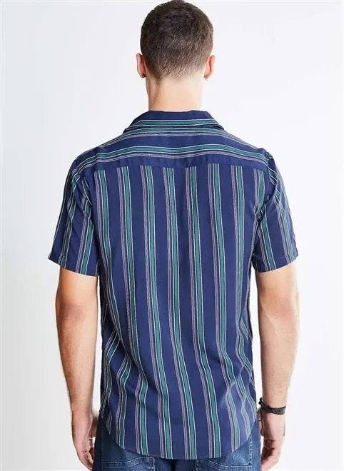 camisa com listras verticais camisa com listras verticais
