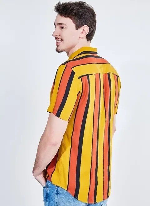 camisa manga curta com listras verticais camisa manga curta com listras verticais