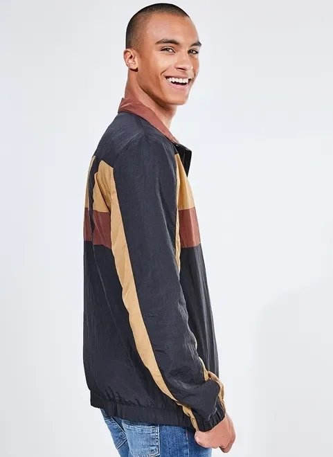 jaqueta vintage com recortes jaqueta vintage com recortes