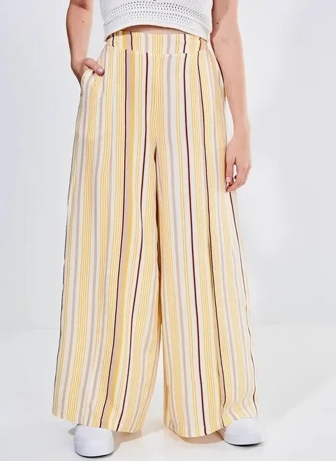 calça pantalona com pregas calça pantalona com pregas