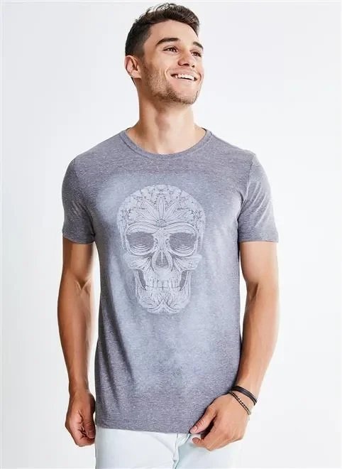 camiseta marmorizada estampa caveira camiseta marmorizada estampa caveira
