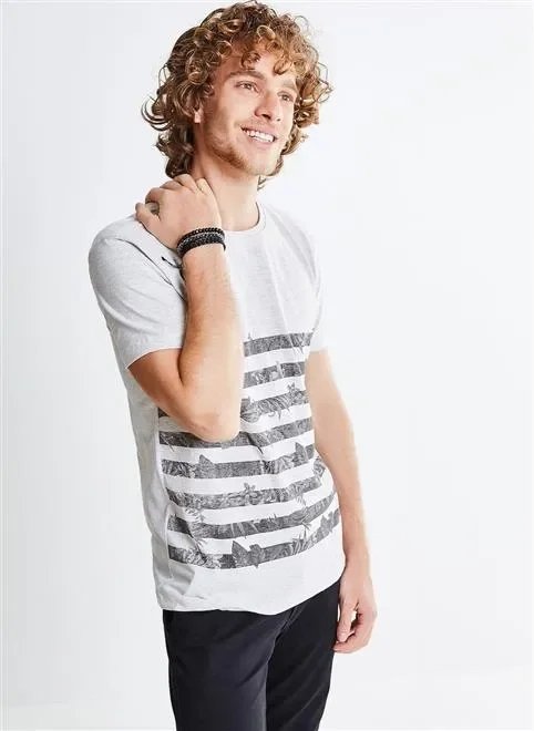 camiseta com listras florais camiseta com listras florais