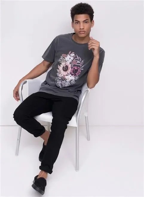 camiseta estonada caveira floral camiseta estonada caveira floral