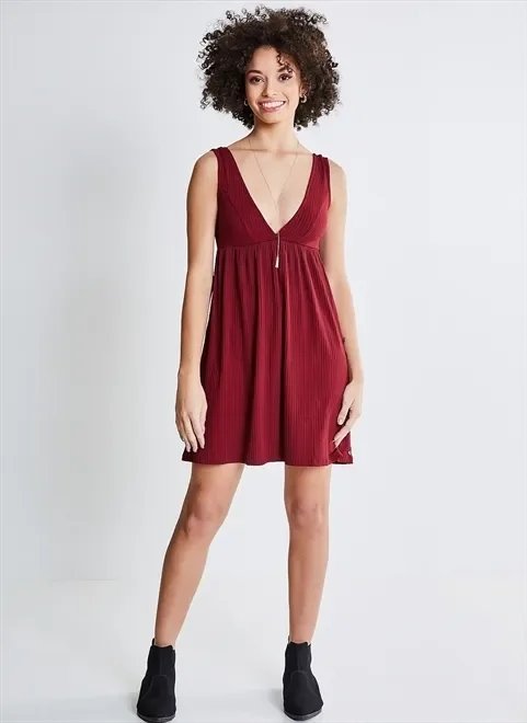 vestido busto com decote v vestido busto com decote v