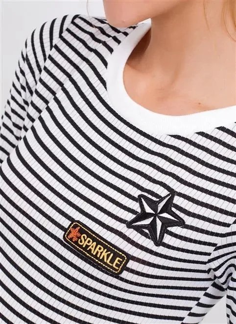 t-shirt ribana listrada com patches t-shirt ribana listrada com patches