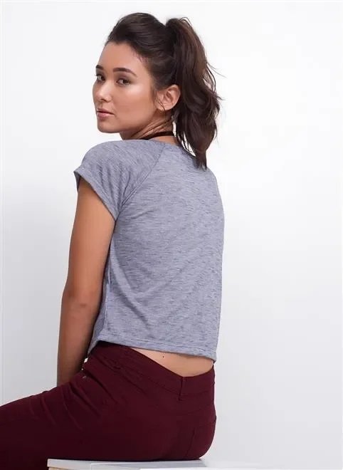 blusa cropped manga raglan bordada blusa cropped manga raglan bordada