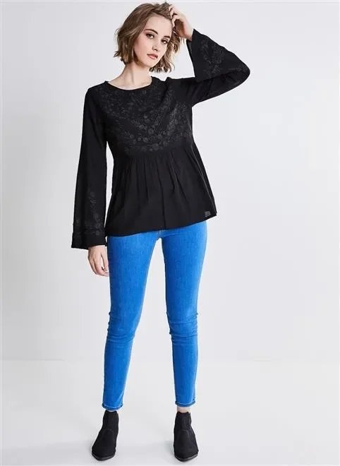 camisa bata com bordado camisa bata com bordado