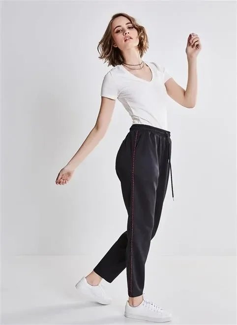 calça esportiva preta calça esportiva preta
