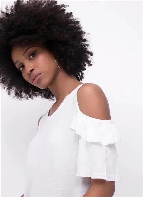 blusa ombrinho de fora com babadinhos blusa ombrinho de fora com babadinhos