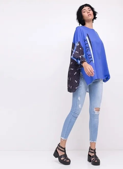 blusa super ampla com manga longa blusa super ampla com manga longa