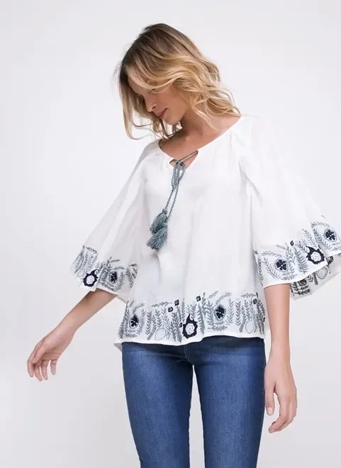 blusa bata com bordado blusa bata com bordado