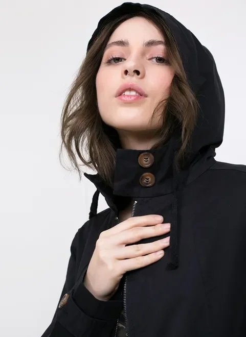 jaqueta parka preta em algodão jaqueta parka preta em algodão