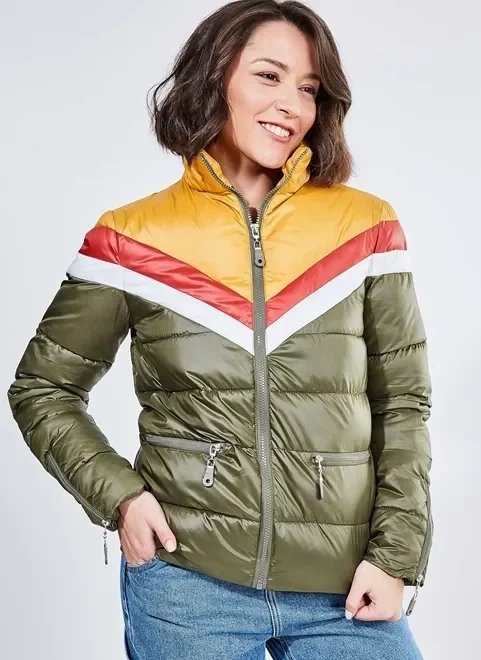 jaqueta puffer com recortes jaqueta puffer com recortes