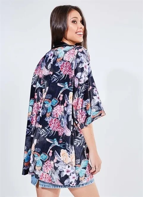 kimono floral aquarela em veludo kimono floral aquarela em veludo
