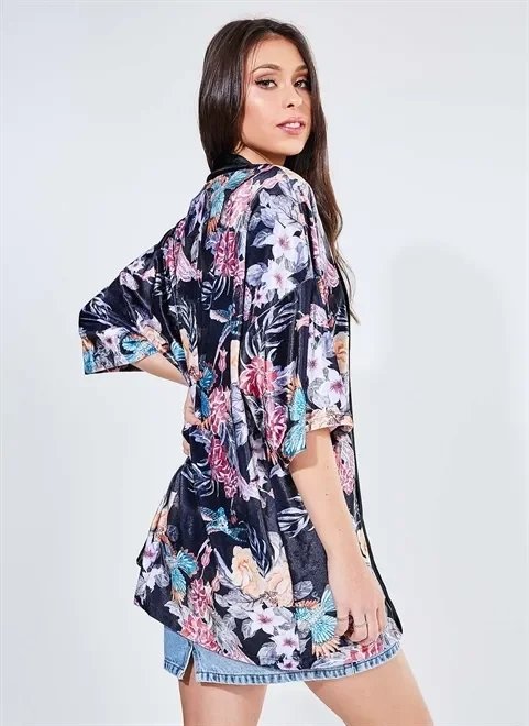 kimono floral aquarela em veludo kimono floral aquarela em veludo