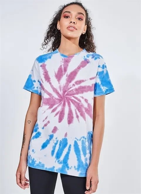 camiseta over tie dye camiseta over tie dye