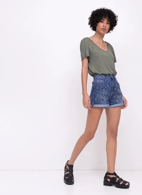 short jeans hot pants bordado abacaxi short jeans hot pants bordado abacaxi