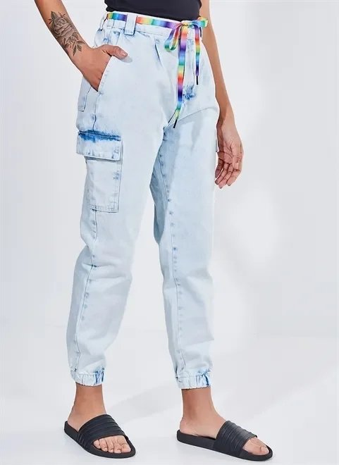 calça cargo em jeans delavê calça cargo em jeans delavê
