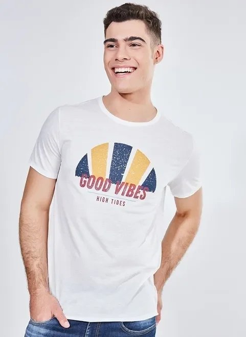 camiseta em malha botonê estampa good vibes camiseta em malha botonê estampa good vibes