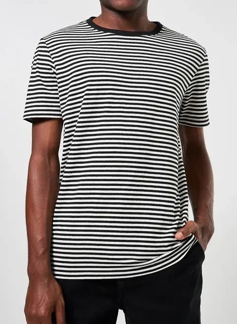 camiseta básica listrada camiseta básica listrada