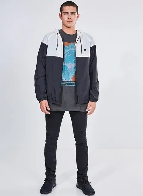 jaqueta corta vento com recorte jaqueta corta vento com recorte