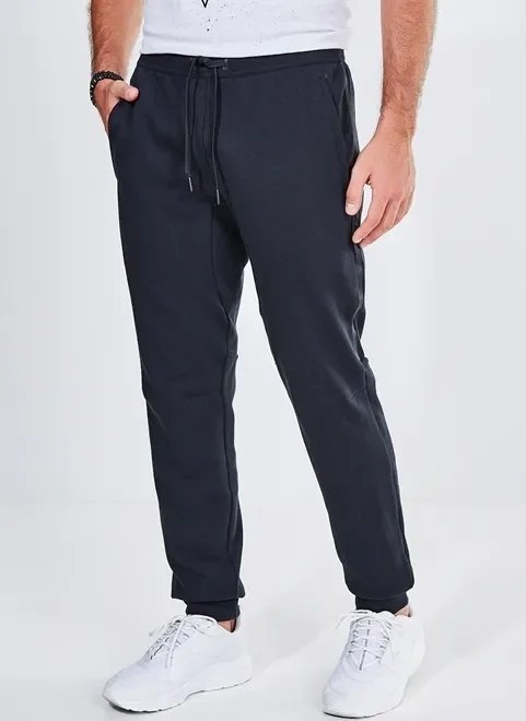 calça em moletom preta calça em moletom preta