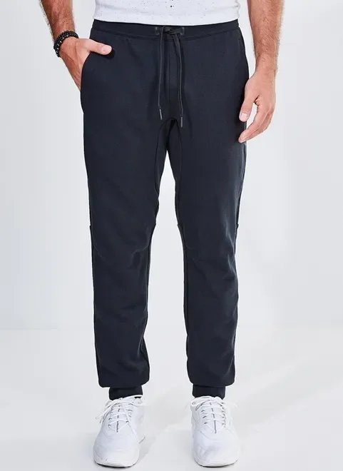 calça em moletom preta calça em moletom preta