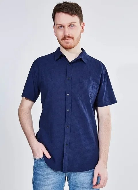 camisa em malha texturizada azul camisa em malha texturizada azul