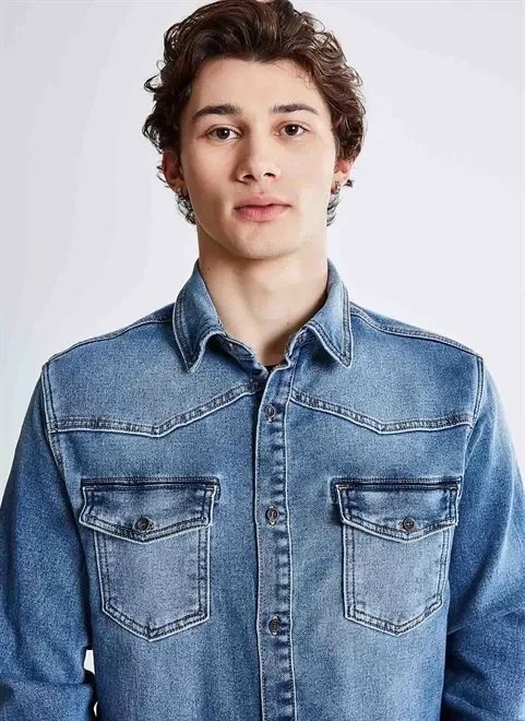 camisa manga longa em malha jeans camisa manga longa em malha jeans
