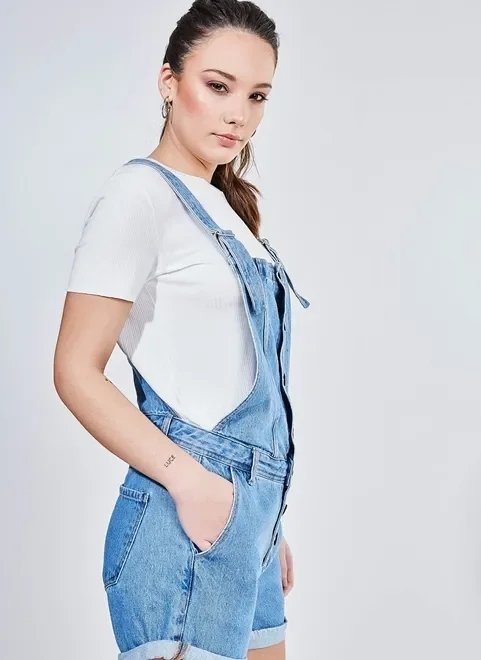 macaquinho em jeans médio macaquinho em jeans médio