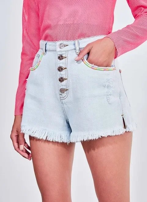 short hot pants em jeans claro short hot pants em jeans claro