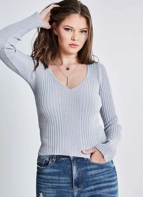 blusa de retilínea com fio metalizado blusa de retilínea com fio metalizado