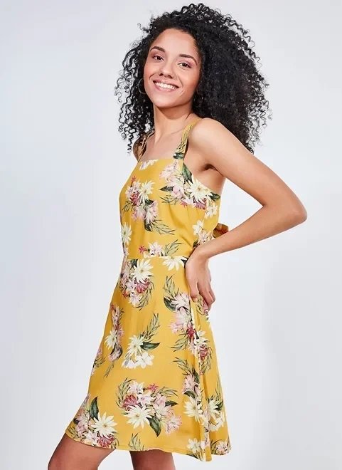 vestido acinturado estampa floral vestido acinturado estampa floral
