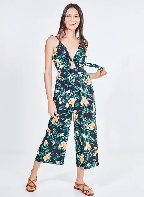 macacão estampa floral com nó macacão estampa floral com nó