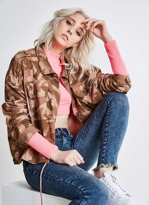 jaqueta em sarja camuflada jaqueta em sarja camuflada